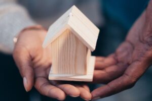 Hurricane Deductibles Explained: What Coastal Homeowners Pay Out of Pocket